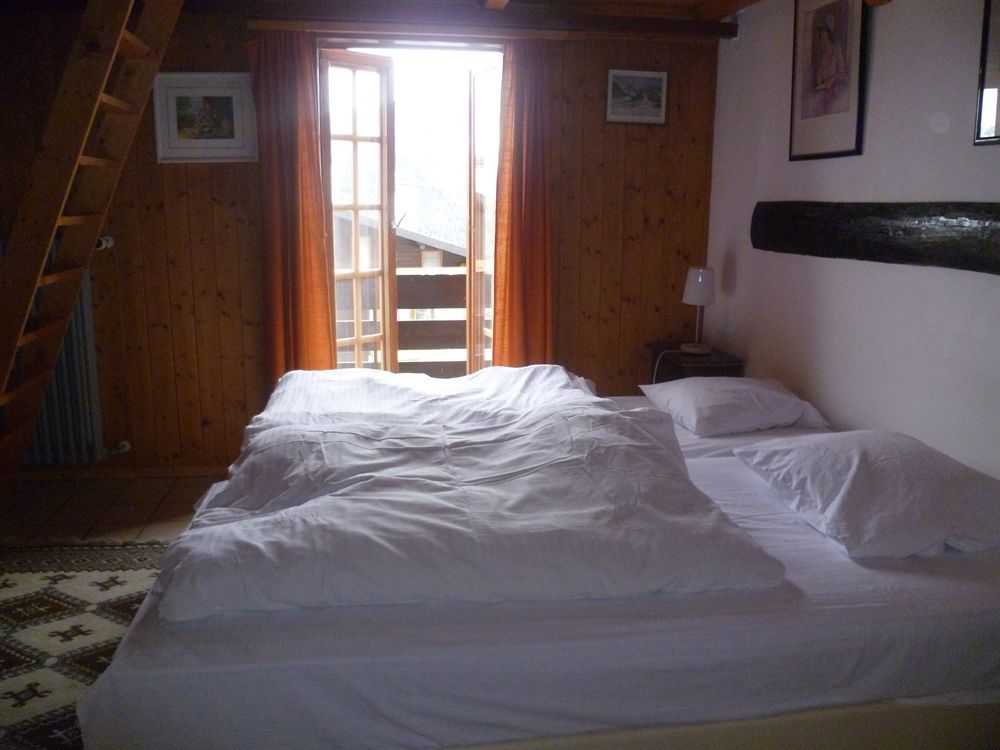 Hotel De La Poste La Tzoumaz Bagian luar foto
