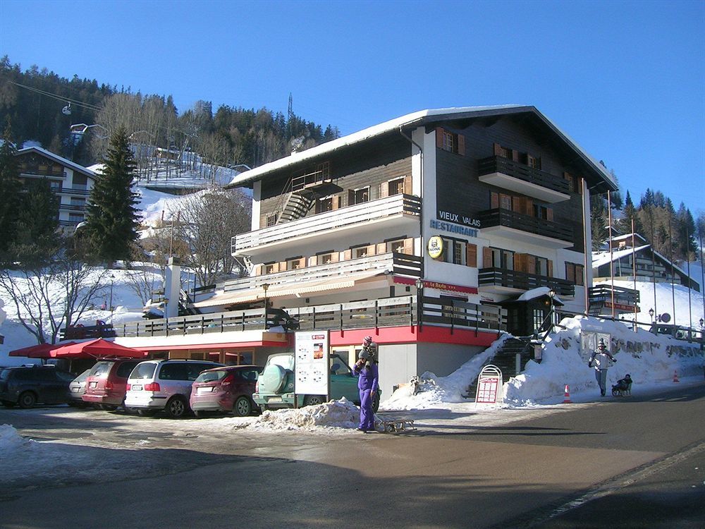 Hotel De La Poste La Tzoumaz Bagian luar foto