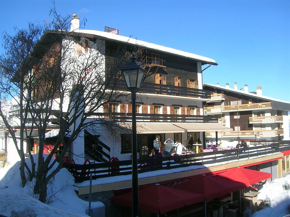 Hotel De La Poste La Tzoumaz Bagian luar foto